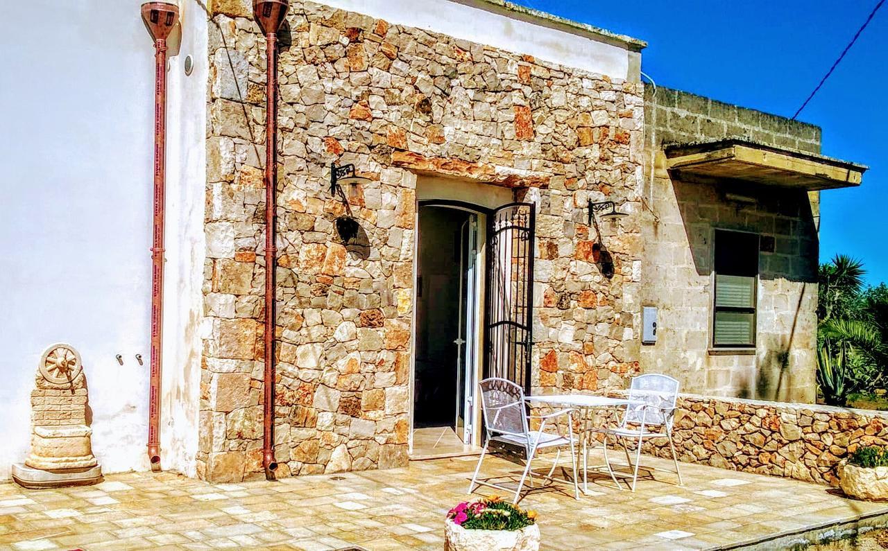 فيلا Casale Conte Dell'Anna بورتو سيساريو المظهر الخارجي الصورة